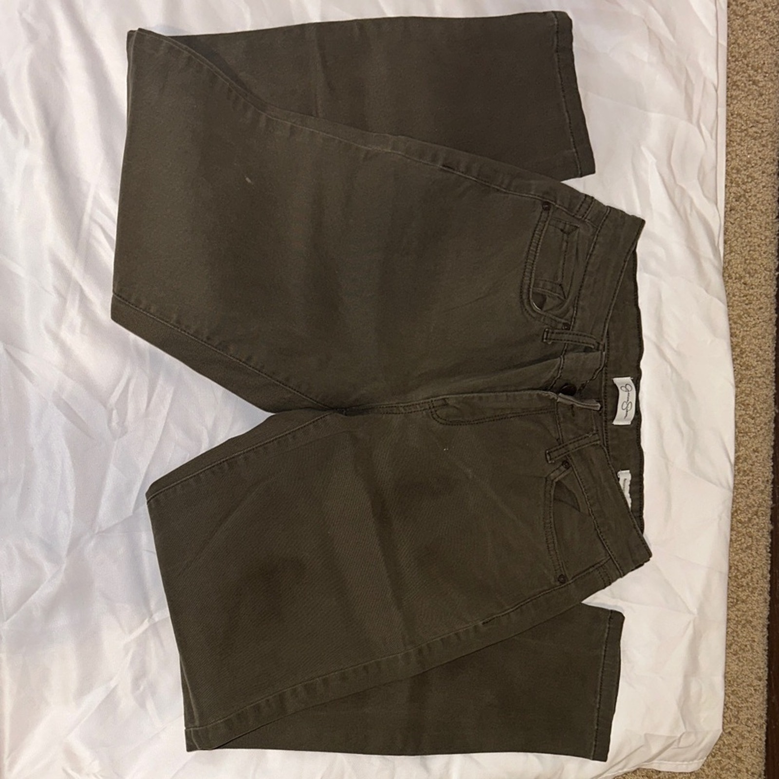 Jessica Simpson Women's Relaxed Skinny Crop Jeans - Olive Green - Size 4/27